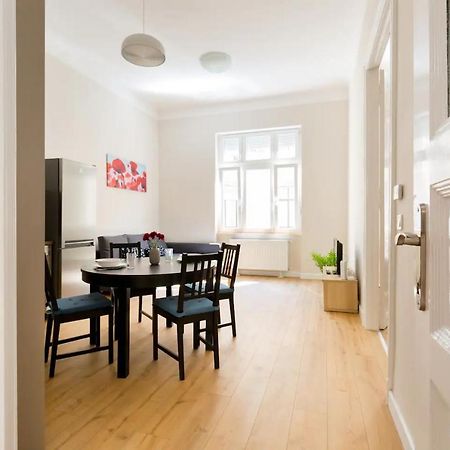 Kresz Geza 29 Westend Station 2 Bedrooms+Living Ac Budapest Exterior photo