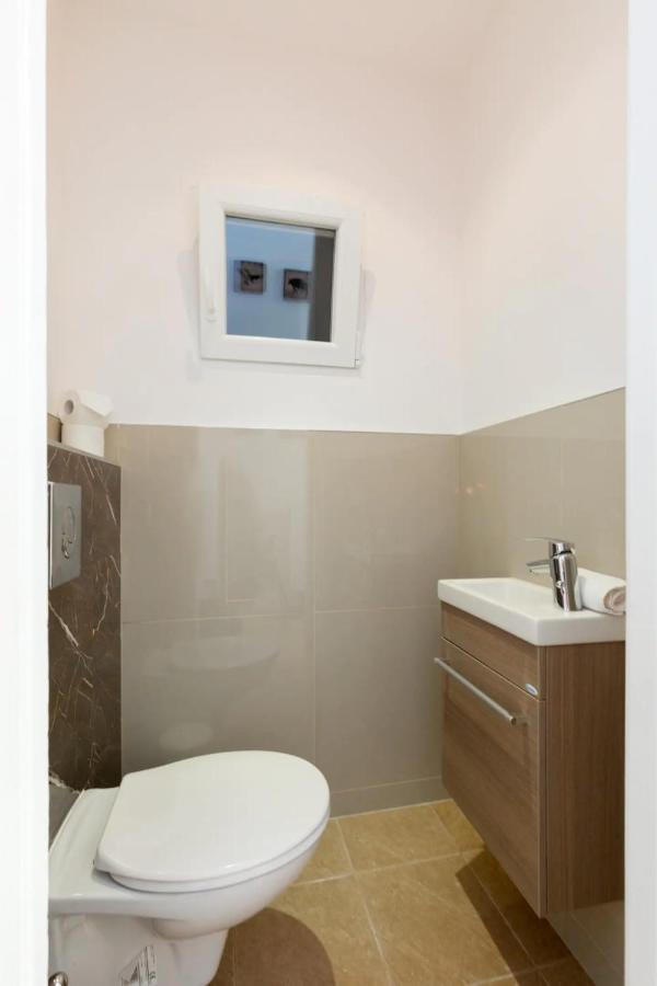 Kresz Geza 29 Westend Station 2 Bedrooms+Living Ac Budapest Exterior photo